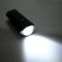 Фонарь велосипедный передний аккумуляторный "Беркут", водонепроницаемый, 10 х 5 х 4.5 см Фонарь велосипедный передний аккумуляторный "Беркут", водонепроницаемый, 10 х 5 х 4.5 см