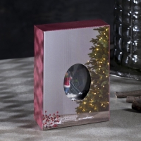 Светодиодная фигура &laquo;Ребёнок и ёлка&raquo; 9 &times; 13 &times; 3.5 см, пластик, батарейки AG13х3 (в комплекте), свечение тёплое белое