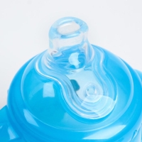 Поильник - непроливайка детский с мягким носиком «Мишка принц», 250 мл., с ручками, цвет голубой Поильник - непроливайка детский с мягким носиком «Мишка принц», 250 мл., с ручками, цвет голубой