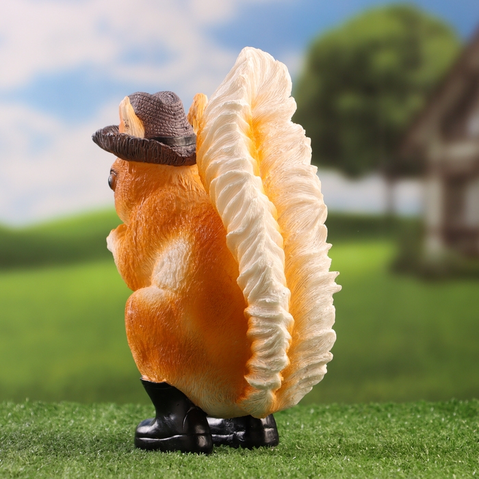 Садовая фигура Садовая фигура "Белка в сапогах" 9х16х22см