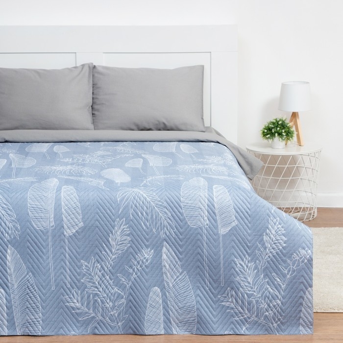 Покрывало 2сп Экономь и Я Покрывало 2сп Экономь и Я "Перья" 180*210±5см, 100% полиэстер, 190гр/м2