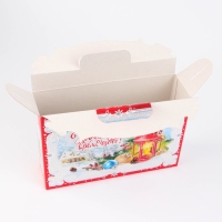 Новый год. Коробка подарочная новогодняя 26 х 23 х 7 см.