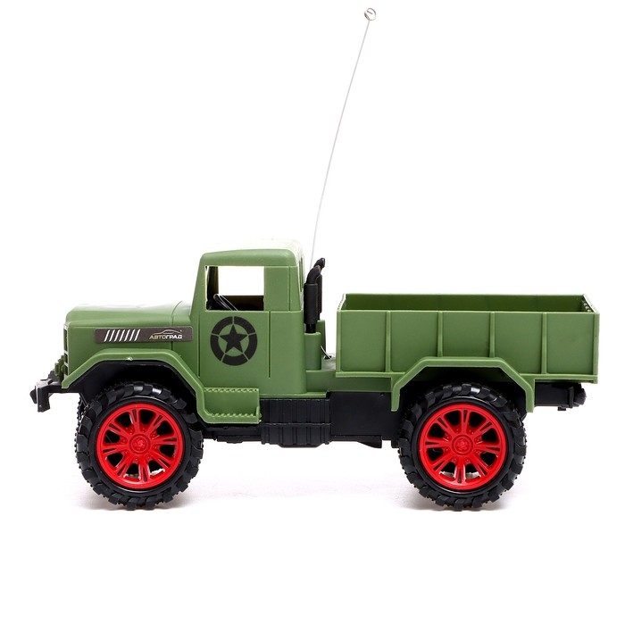 Грузовик радиоуправляемый &laquo;Военный&raquo;, работает от батареек, цвет зелёный