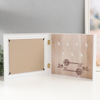 Ключница закрытая "Правило дома" 26,5х31,5 см Белый Ключница закрытая "Правило дома" 26,5х31,5 см Белый