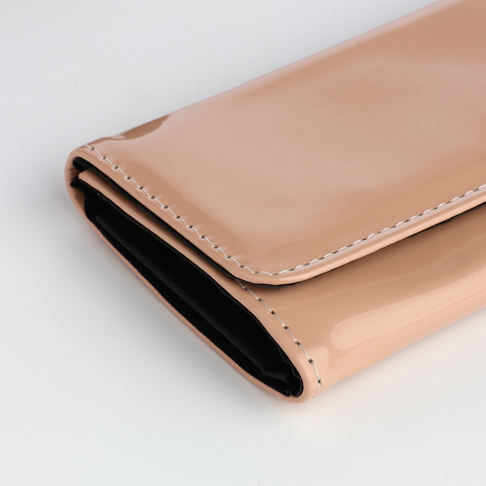 Кошелёк женский на магните, цвет бежевый Кошелёк женский на магните, цвет бежевый