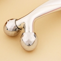 Массажер для лица роликовый, 3D, &laquo;Наслаждайся моментом&raquo;, 16 х 8 см