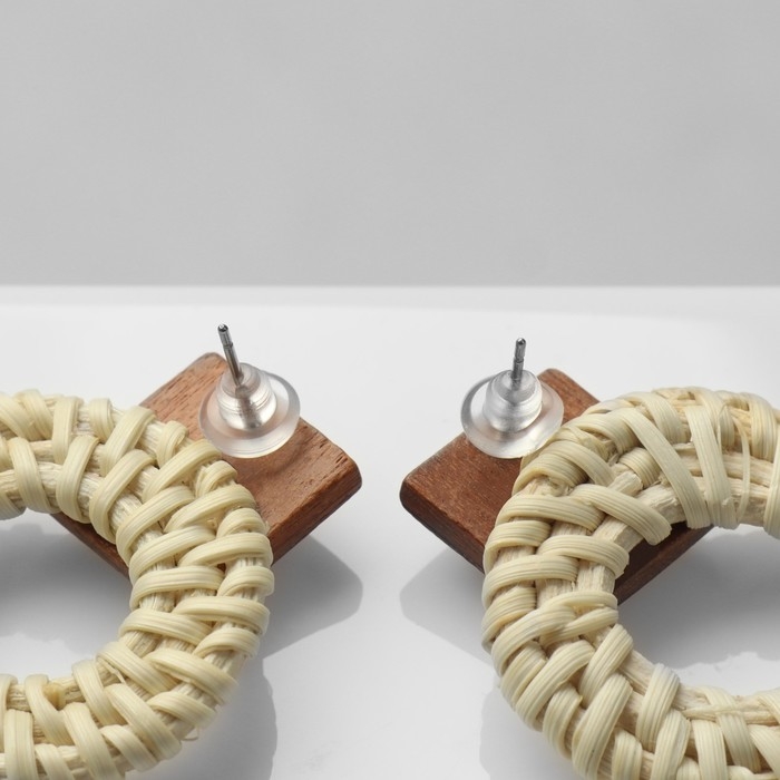 Серьги &laquo;Ваканда&raquo; стиль, плетёный круг, цвет бело-коричневый