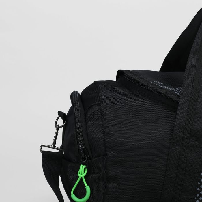 Сумка спортивная на молнии, 2 наружных кармана, средний размер, цвет чёрный Сумка спортивная на молнии, 2 наружных кармана, средний размер, цвет чёрный