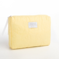 Косметичка на молнии, цвет жёлтый Косметичка на молнии, цвет жёлтый