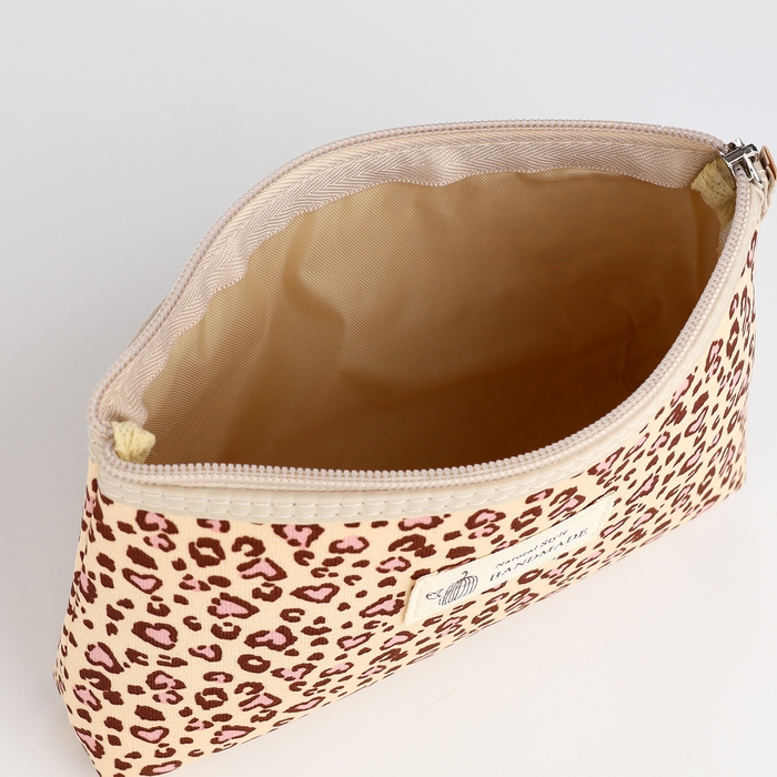 Косметичка на молнии, цвет бежевый Косметичка на молнии, цвет бежевый