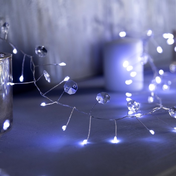 Гирлянда «Мишура» 2 м роса с насадками «Лепестки», IP20, серебристая нить, 100 LED, батарейки ААх3 (нет в комплекте), свечение белое Гирлянда «Мишура» 2 м роса с насадками «Лепестки», IP20, серебристая нить, 100 LED, батарейки ААх3 (нет в комплекте), свечение белое