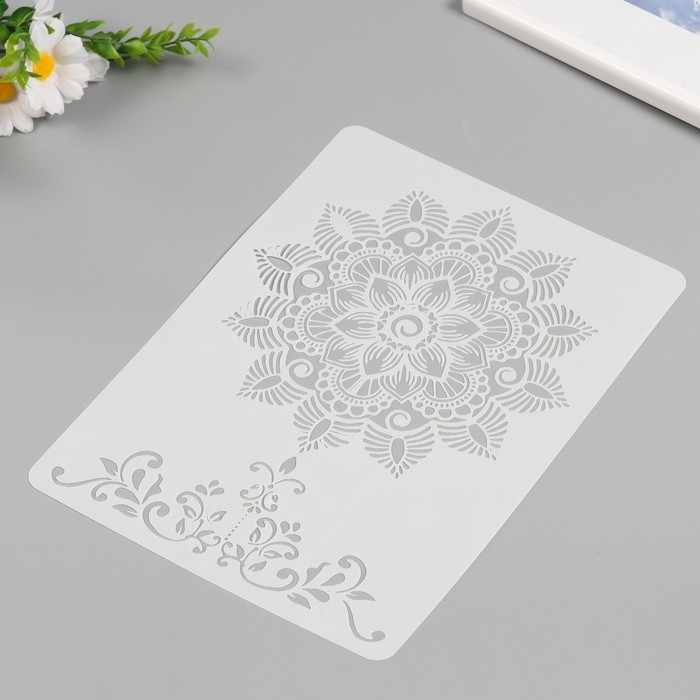 Трафарет пластик "Мандала" 21х29,7 см