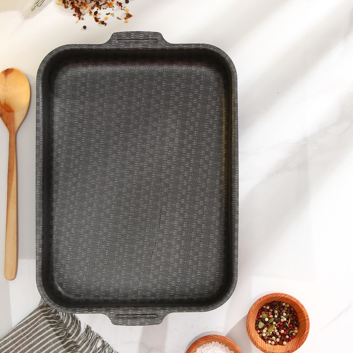 Противень &laquo;Хозяюшка&raquo;, 23&times;30 см, h= 6 см, металлическая крышка, антипригарное покрытие, цвет бордовый