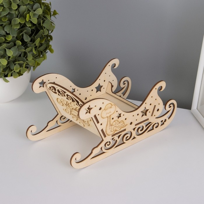 Шкатулка-сани Шкатулка-сани "Змея. Звёздочки" 21х14х10 см