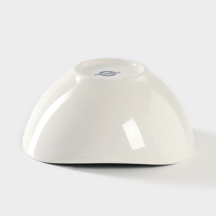 Салатник фарфоровый Magistro Ocean, 300 мл, d=12 см, цвет синий