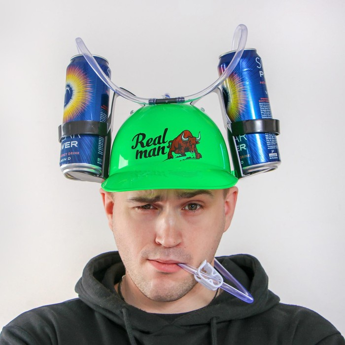 Каска с отверстиями под банки &laquo;Реальный мужик&raquo;