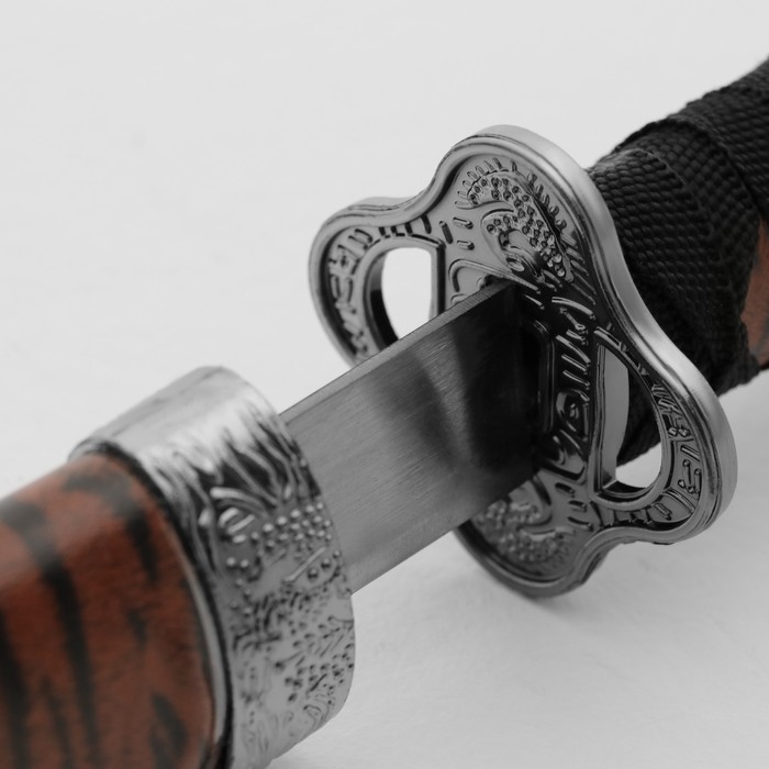 Сувенирное оружие Сувенирное оружие "Катаны Тайго" 3в1, набор на подставке, 47см/79см/105см, ножны под тигра