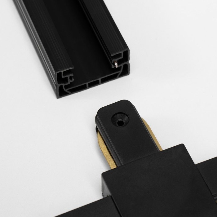 Соединитель для шинопровода T образный черный