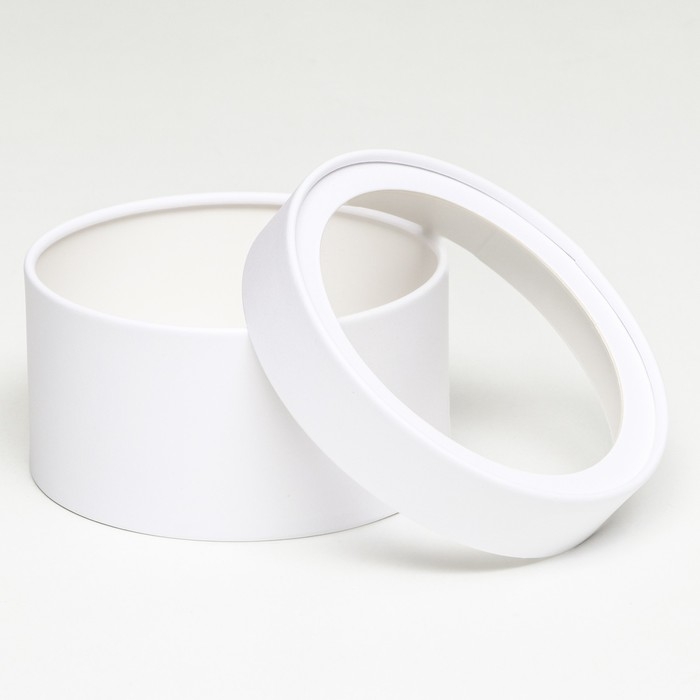 Подарочная коробка Подарочная коробка "Алмаз" белый, завальцованная с окном, 16 х 11 см