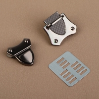 Застёжка для сумки, 4 &times; 4,2 см, цвет чёрный никель