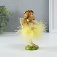 Сувенир полистоун "Малышка фея в жёлтом платье, с цветочком" 8х6х13 см