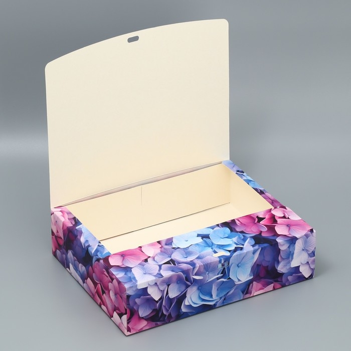 Коробка подарочная складная, упаковка, &laquo;Гортензия&raquo;, 31 х 24.5 х 8 см