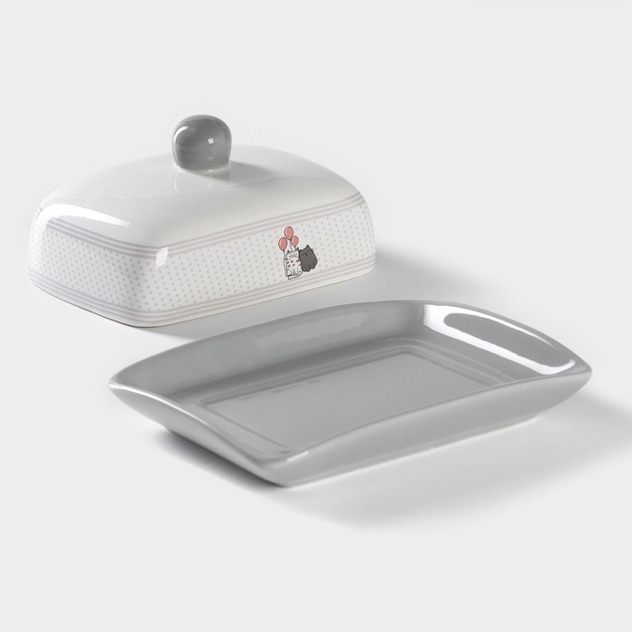 Масленка Доляна &laquo;Уютные коты&raquo;, 17&times;12,5&times;8,5 см, цвет белый