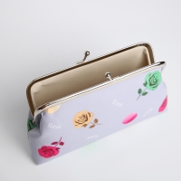 Косметичка на фермуаре, цвет серый