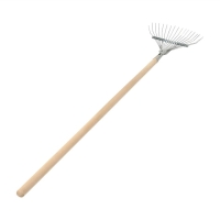 Грабли веерные, проволочные, 18 зубцов, оцинкованные, деревянный черенок