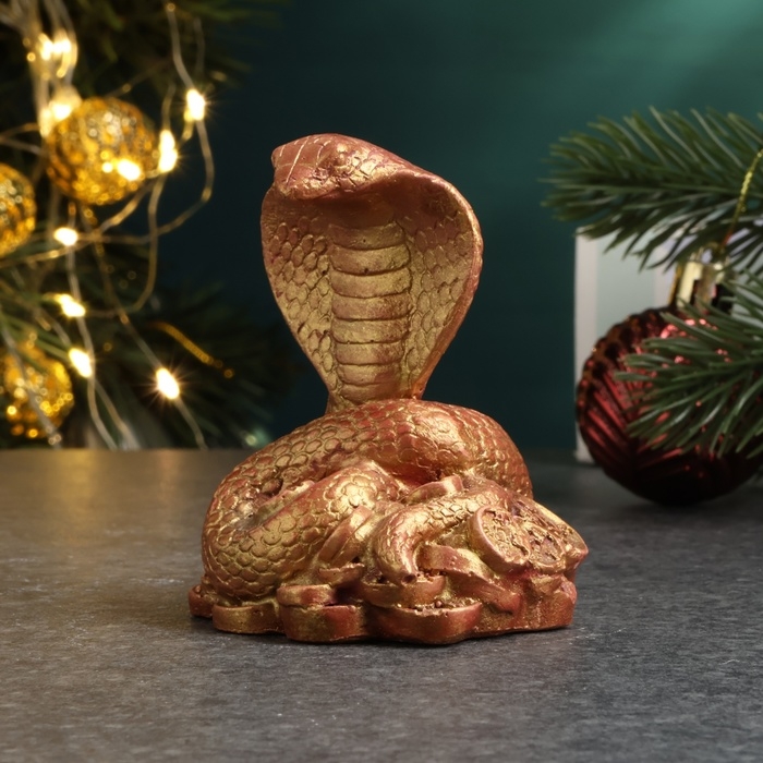 Фигура Фигура "Змея Кобра на деньгах" бордовый с позолотой, 8х5х5см