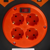 Удлинитель на катушке Luazon Lighting ЕСО, 4 розетки, 50 м, 10 А, ПВС 3х0.75 мм2, с з/к, IP 20, термовыключатель Удлинитель на катушке Luazon Lighting ЕСО, 4 розетки, 50 м, 10 А, ПВС 3х0.75 мм2, с з/к, IP 20, термовыключатель