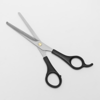 Ножницы филировочные с упором, лезвие — 7 см, цвет чёрный Ножницы филировочные с упором, лезвие — 7 см, цвет чёрный