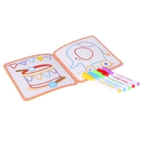 Многоразовая раскраска &laquo;Игрушки&raquo;, с маркерами, 12 стр.