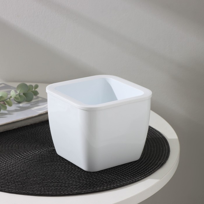 Кашпо для цветов со вставкой &laquo;Глянец&raquo;, 1,2 л (0,8 л), цвет белый