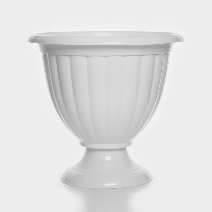 Кашпо уличное на ножке &laquo;Жасмин&raquo;, 18 л, цвет белый