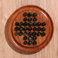 Игра настольная "Солитер" 19х19 см, дерево шишам Игра настольная "Солитер" 19х19 см, дерево шишам