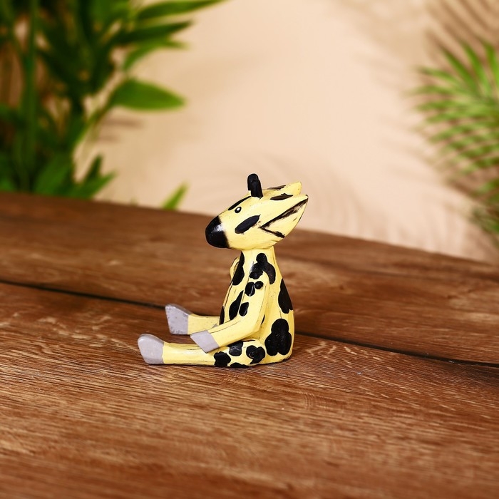 Сувенир Сувенир "Жирафик" висячие лапки, дерево 12 см