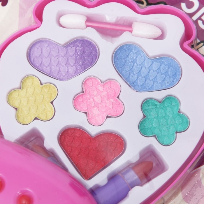 Набор косметики для девочки «Клубничка» Набор косметики для девочки «Клубничка»