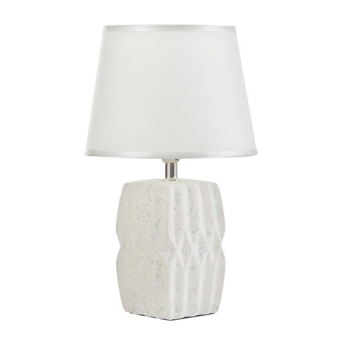 Настольная лампа Настольная лампа "Алейда" Е14 40Вт белый 20х20х33 см RISALUX