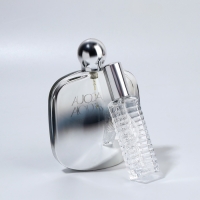 Флакон для парфюма &laquo;Прозрачный узор&raquo;, с распылителем, 15 мл, цвет серебристый