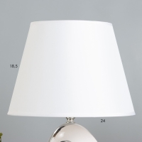 Настольная лампа "Кэтрин" Е14 40Вт бело-серебристый 25х25х40 см RISALUX