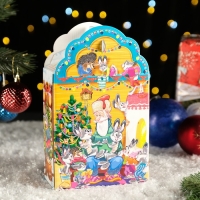 Новый год. Подарочная коробка "Дед Мороз и Зайцы", 16 х 7,5 х 26см.