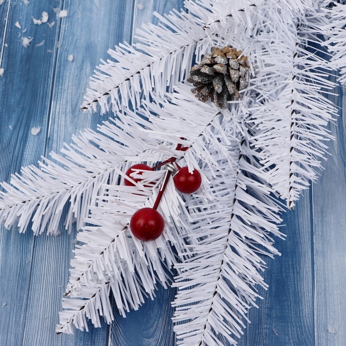 Ветка искусственная декоративная "Белоснежная" шишки серебро-ягоды 60 см