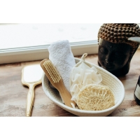 Щётка - пемза для тела с ручкой Доляна, натуральная щетина Щётка - пемза для тела с ручкой Доляна, натуральная щетина