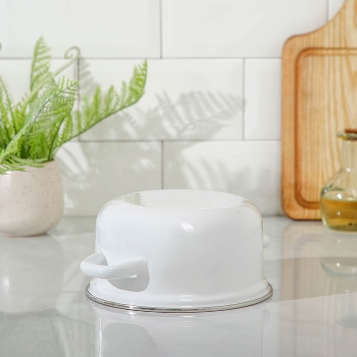 Кастрюля эмалированная, 1,5 л, d=16 см, h=9,5 см, цвет белый Кастрюля эмалированная, 1,5 л, d=16 см, h=9,5 см, цвет белый