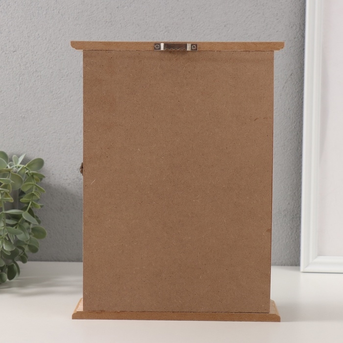 Ключница дерево 6 крючков "Отпечаток листьев. Ключи и сердце" зелень 6,5х20х26,5 см