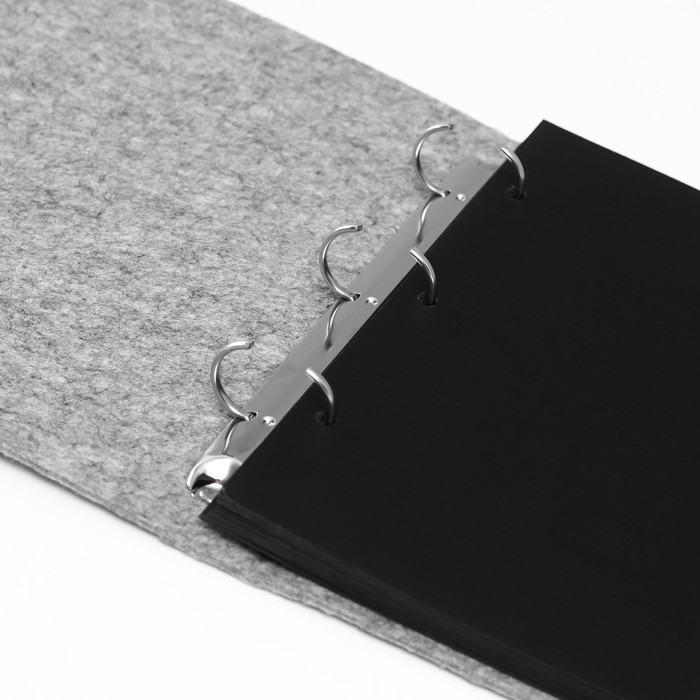 Фотоальбом войлок 30 листов "Сердечко"  25х23 см