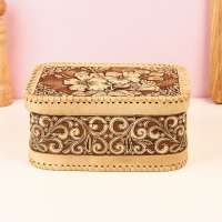 Батонница &laquo;Лилии&raquo;, на шарнире, 22,5&times;16&times;11 см, береста