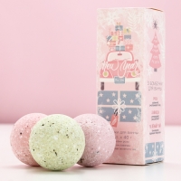 Подарочный набор косметики &laquo;Счастья!&raquo;, бомбочки для ванны с добавками, 3 х 40 г, Новый Год