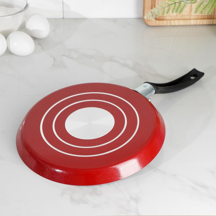 Сковорода блинная Blaze, d=25 см, пластиковая ручка, антипригарное покрытие, цвет красный Сковорода блинная Blaze, d=25 см, пластиковая ручка, антипригарное покрытие, цвет красный